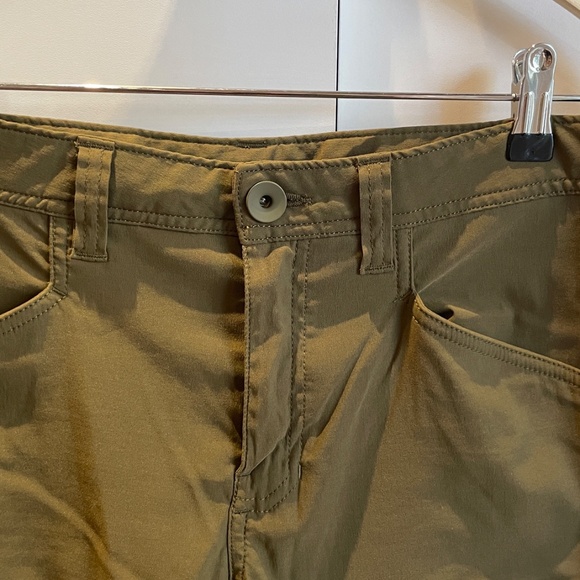 MEC Mochilero Stretch Convertible Pants - Men's 30x34 Excellent Condition - Picture 2 of 5